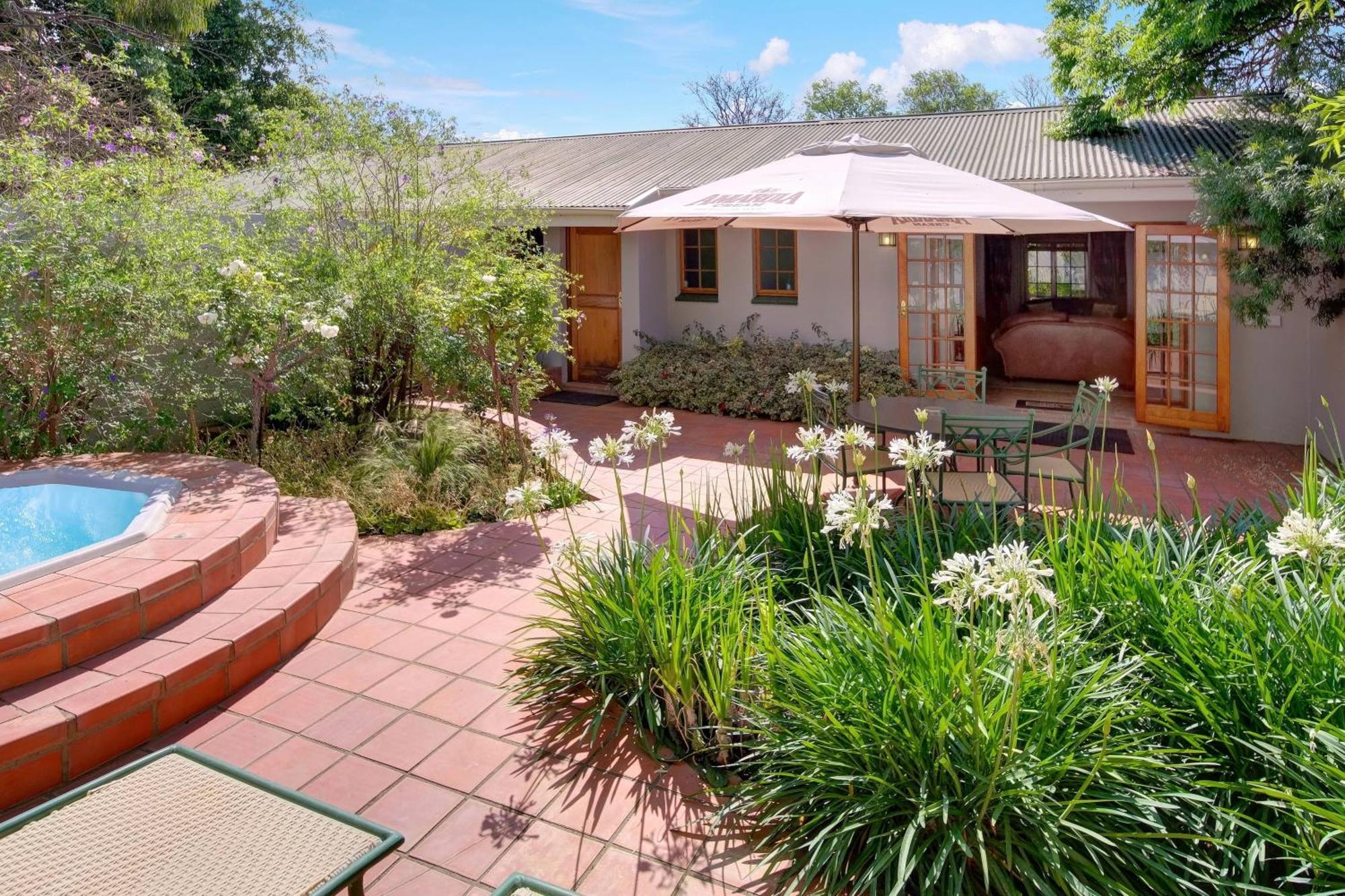 Protea Hotel By Marriott Polokwane Ranch Resort Buitenkant foto