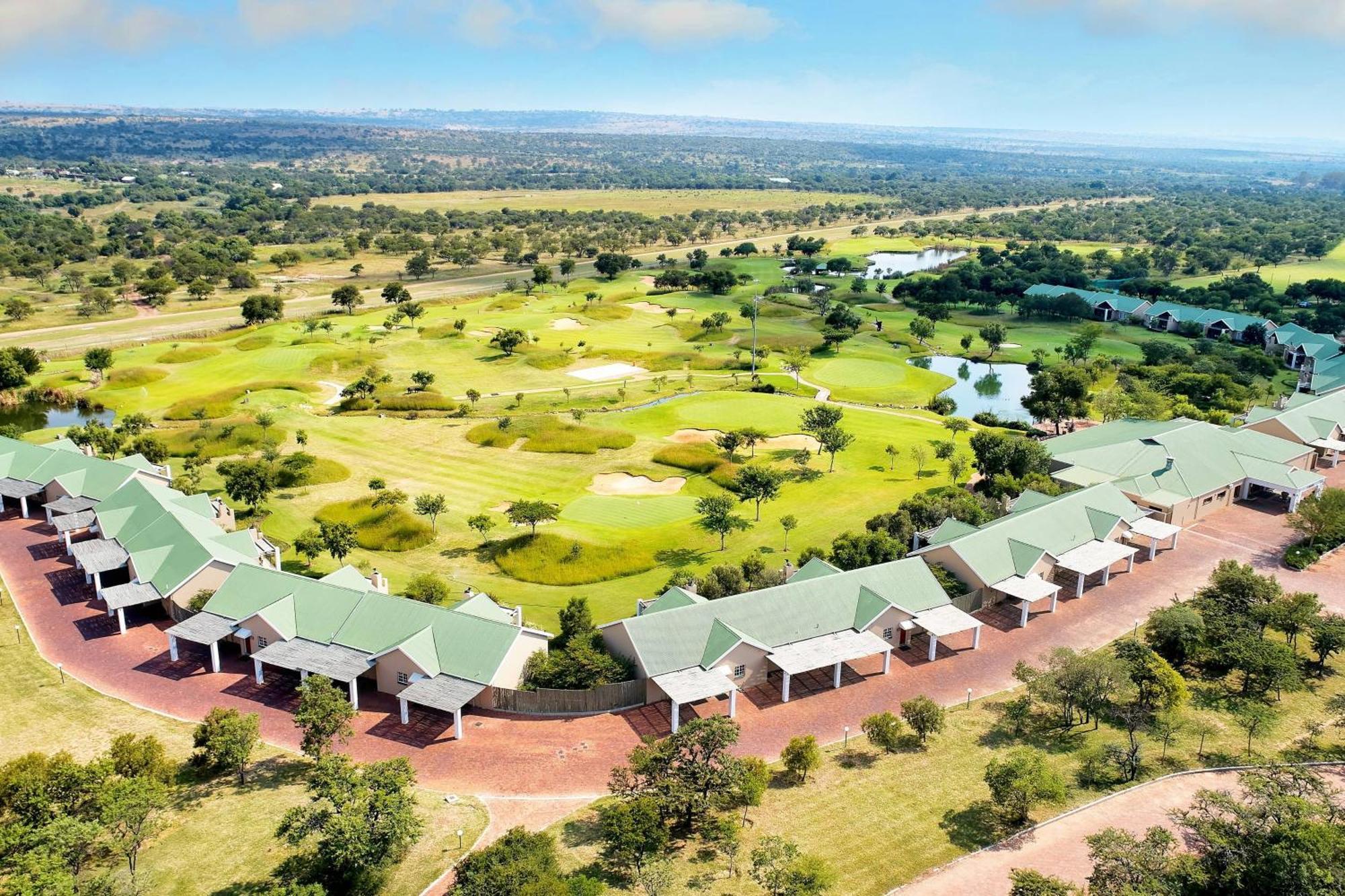 Protea Hotel By Marriott Polokwane Ranch Resort Buitenkant foto